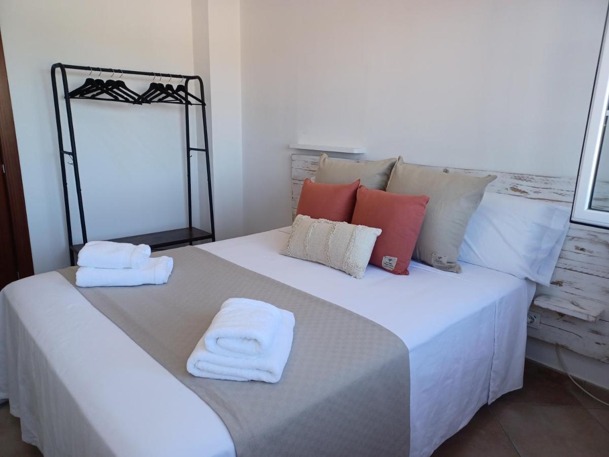 Villa Piscina De Sal Barbacoa Wifi, Parking Gratis, 3 Min Pga Casa El Roble Girona Esterno foto